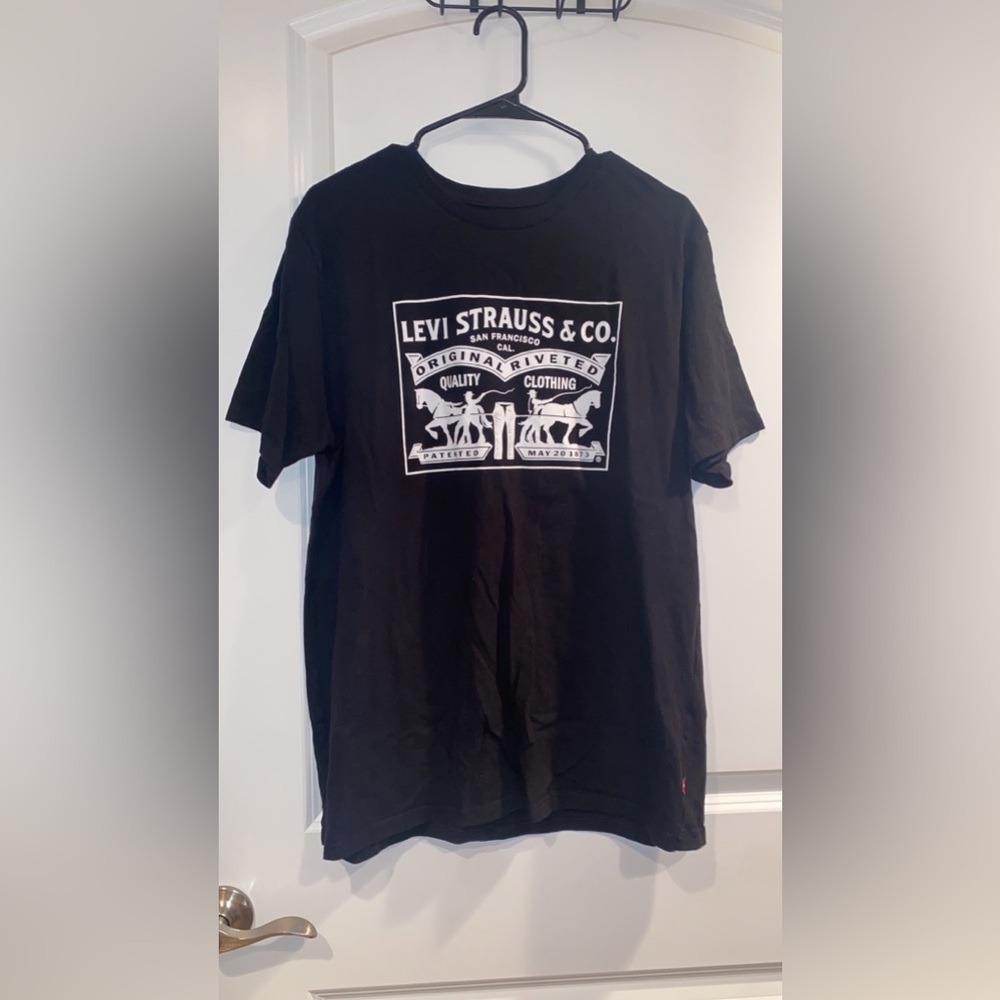 Black Levis mens short-sleeve